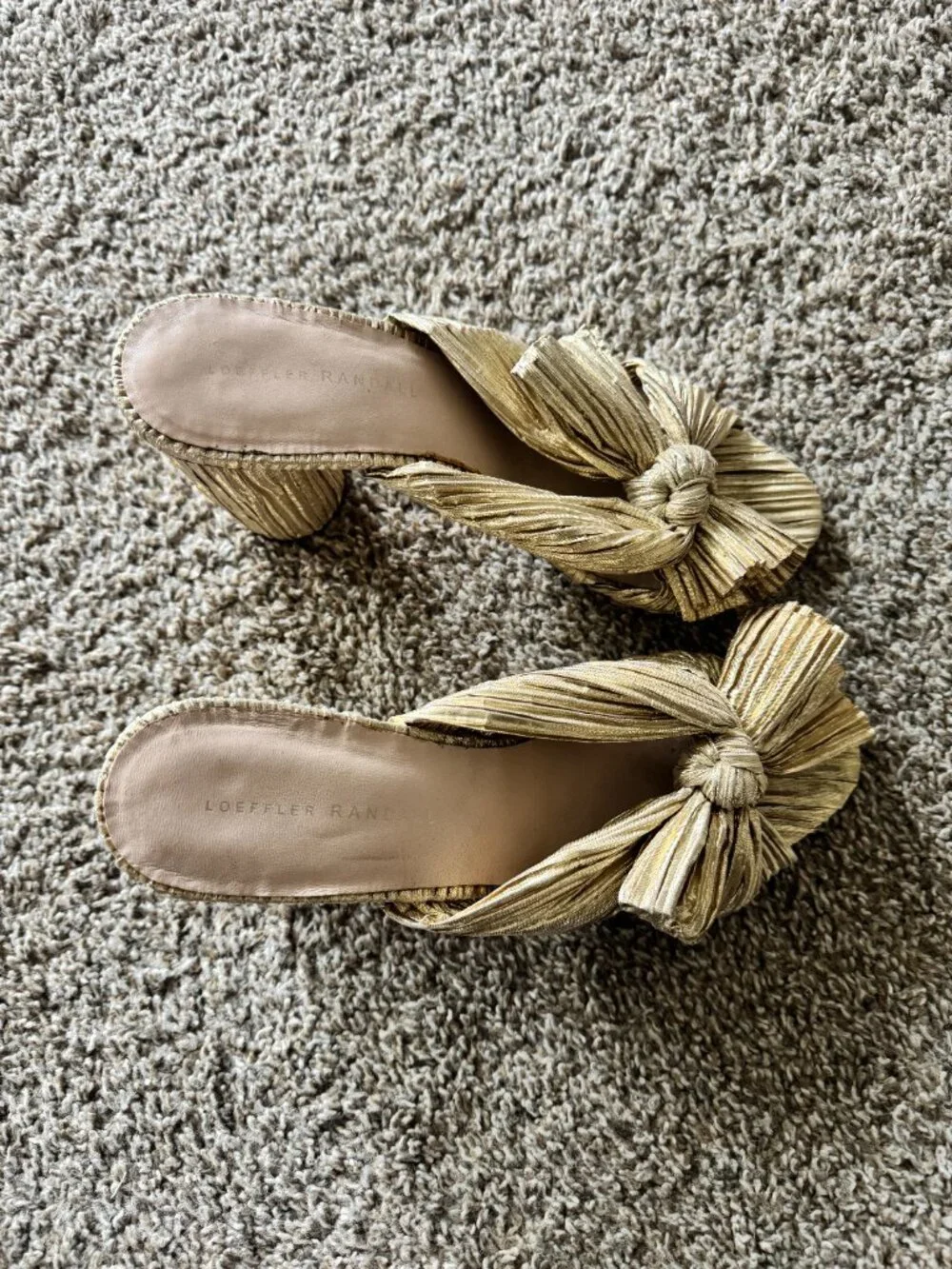 Loeffler‎ Randall Penny Gold Pleated Slip On Bow Heel Size 9